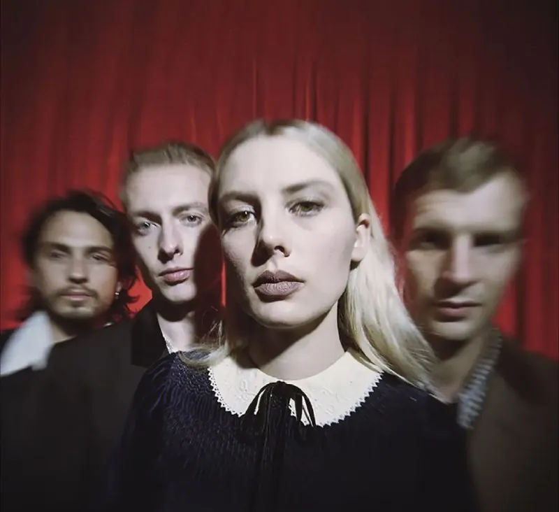 WolfAlice-BlueWeekend(TourDeluxe) 音乐